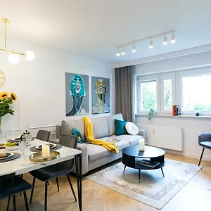  Apartament Zablocinska 6 - Bezplatny Parking - Apartament Dla 6 Osob - 400m Do Stacji Metra - Better Polska