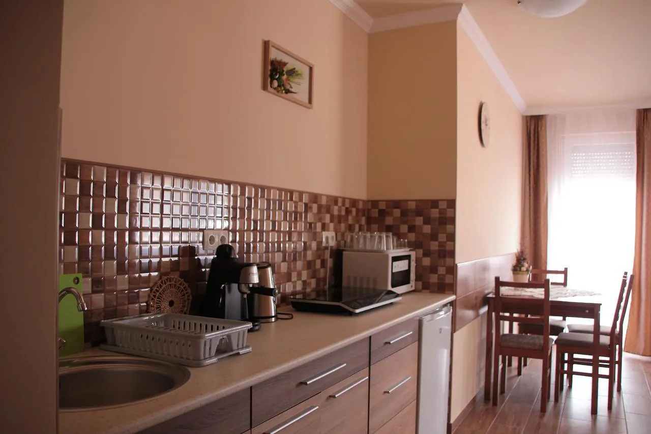 Imola Es Andrea Apartmanhaz 2 Hajduszoboszlo Hungary