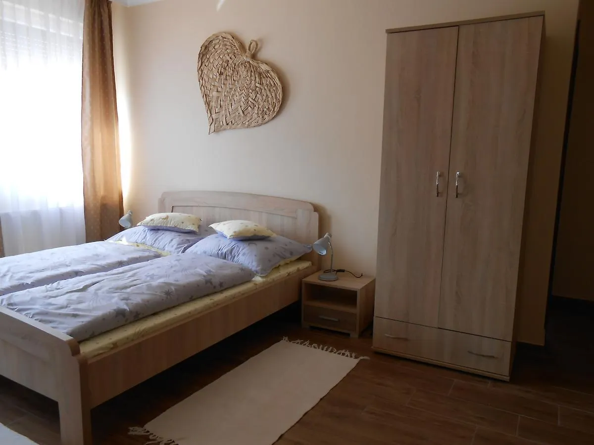 Apartman Imola és Andrea Apartmanház 2 Hajdúszoboszló