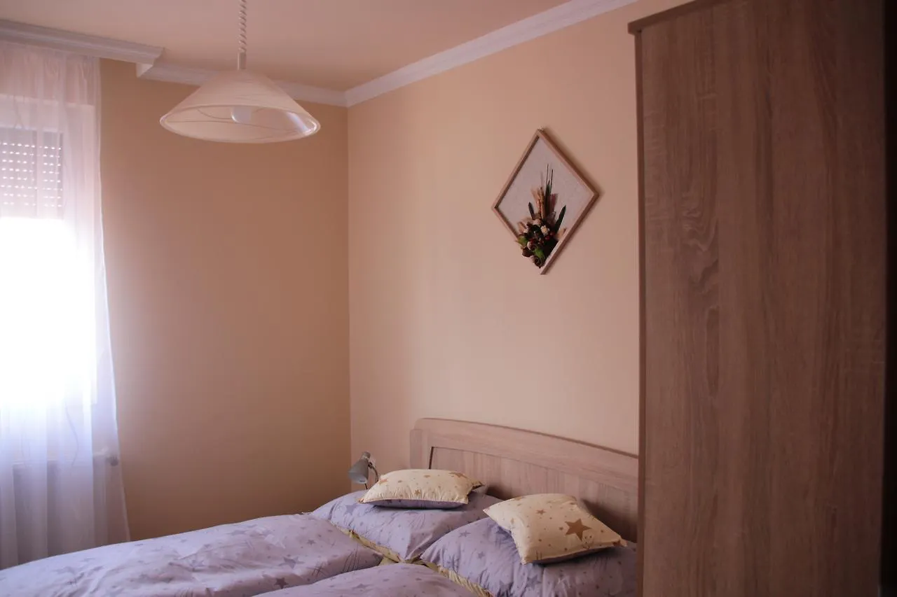 Imola és Andrea Apartmanház 2 Hajdúszoboszló