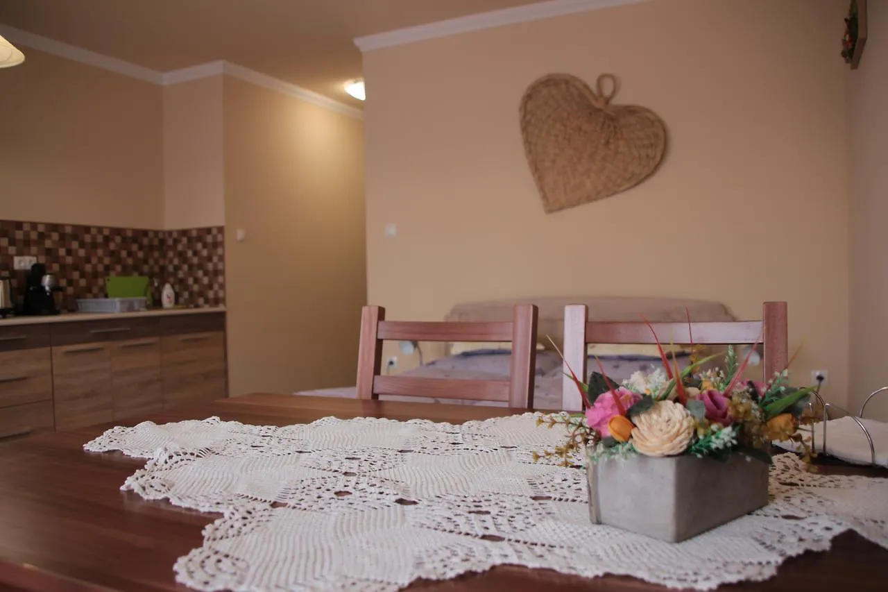 Imola és Andrea Apartmanház 2 Hajdúszoboszló
