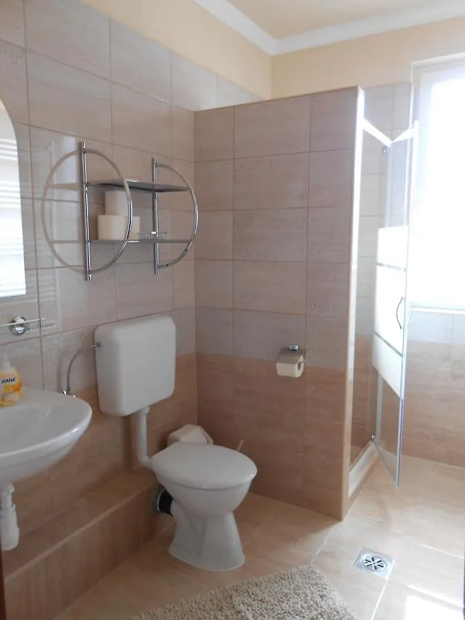 Imola Es Andrea Apartmanhaz 2 Hajduszoboszlo Hungary