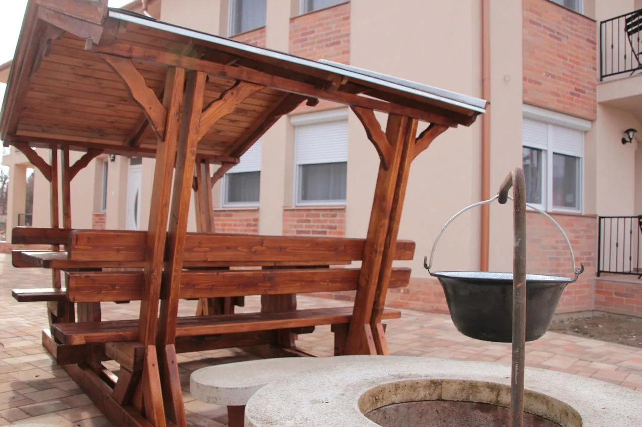 Apartment Imola Es Andrea Apartmanhaz 2 Hajduszoboszlo