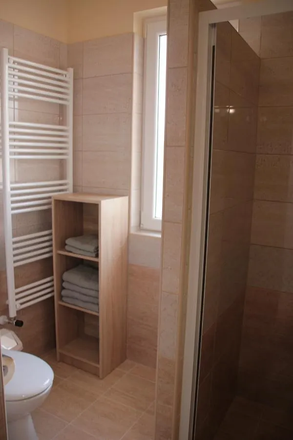 Imola és Andrea Apartmanház 2 Hajdúszoboszló